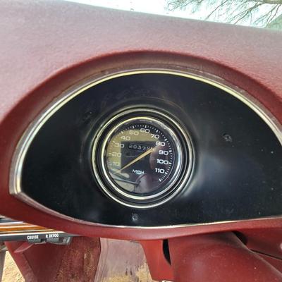 1976 Oldsmobile cutlass 442 - 20370.5 miles on the odometer