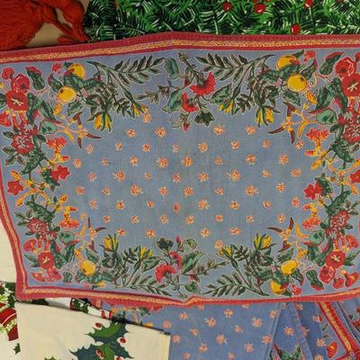 Assortment Of Table Linens