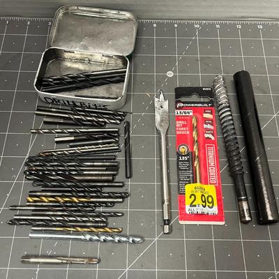 Sale Photo Thumbnail #119: Assorted drill bits and wire wheels for metal, wood, and DIY projects.