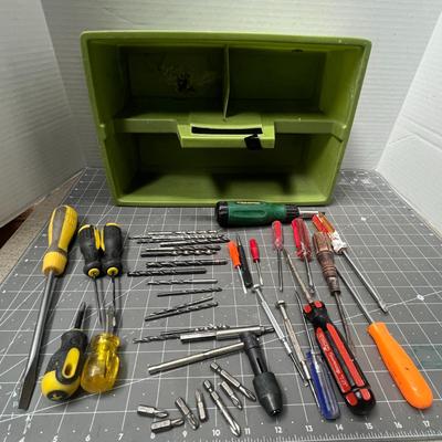 Sale Photo Thumbnail #158: Includes over 25 drill bits, many screwdrivers and a green plastic case.