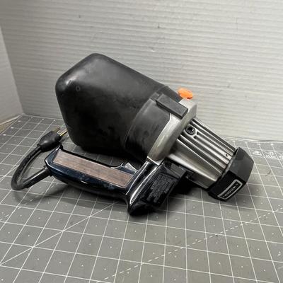 Sale Photo Thumbnail #219: Model 214-452, 120V, 2.5A. Vintage sprayer with flow control.