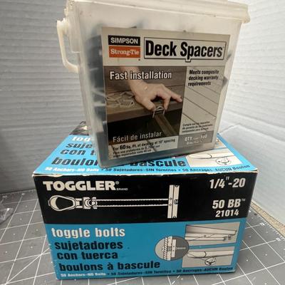 Sale Photo Thumbnail #231: Includes 60 spacers, 50 togglers, clamps, 5" gutter girders.