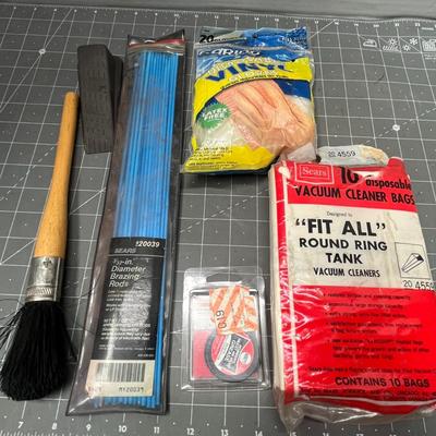 Sale Photo Thumbnail #280: Includes Ken Oaks vac bags, vinyl gloves, funnels, AA batteries, scraper, brush, straws.