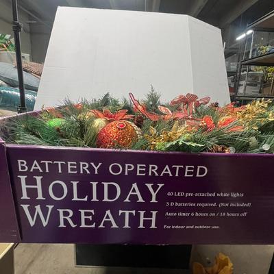 Sale Photo Thumbnail #294: 40 white LEDs, auto timer, indoor/outdoor use, 3 D batteries required.