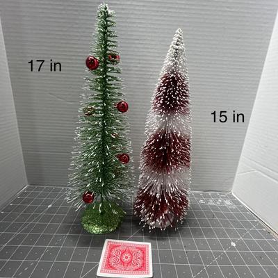 Sale Photo Thumbnail #350: 17" green, 15" striped, glitter bases.