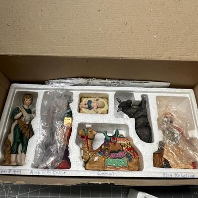 Sale Photo Thumbnail #356: Includes kings, animals, angel, baby Jesus, Mary.