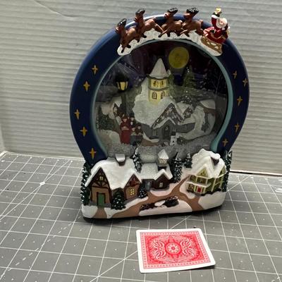 Sale Photo Thumbnail #395: Drops snow, lights up, plays “The First Noel.”