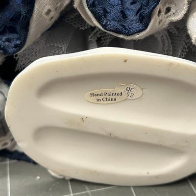 Sale Photo Thumbnail #437: Set of 6; 10-15 inches tall.  includes violinist and book-holding girl—