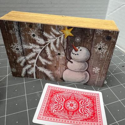 Sale Photo Thumbnail #511: Seated & standing glitter snowmen + framed winter scene with embedded lights.