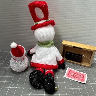 Sale Photo Thumbnail #512: Seated & standing glitter snowmen + framed winter scene with embedded lights.