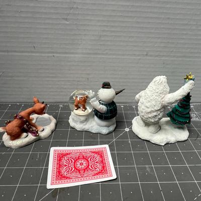 Sale Photo Thumbnail #555: 3 pc, 2001 Memory Lane—dog sled, snowman globe, Bumble with tree.