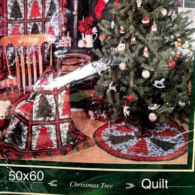 Sale Photo Thumbnail #660: 50×60 in, red/green/white quilt with trees & holly.