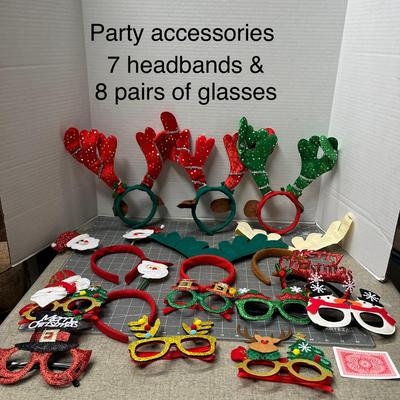 Sale Photo Thumbnail #706: 7 glitter headbands, 8 festive glasses, fun Christmas designs.