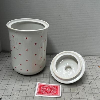 Sale Photo Thumbnail #804: Child Chef Design, 1987, red accents & fleur-de-lis pattern.