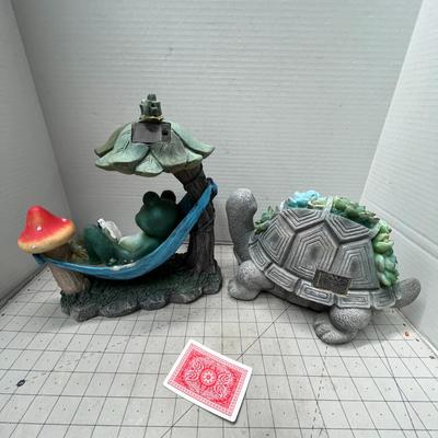 Sale Photo Thumbnail #829: Includes frog, turtle, solar-powered, colorful, whimsical outdoor decor.