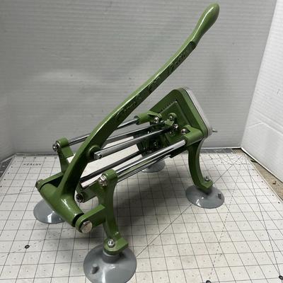 Sale Photo Thumbnail #873: Includes suction cups, metal grid, long handle, 14x10x12 size.