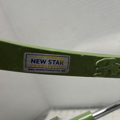 Sale Photo Thumbnail #869: Includes suction cups, metal grid, long handle, 14x10x12 size.