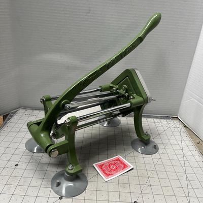 Sale Photo Thumbnail #874: Includes suction cups, metal grid, long handle, 14x10x12 size.