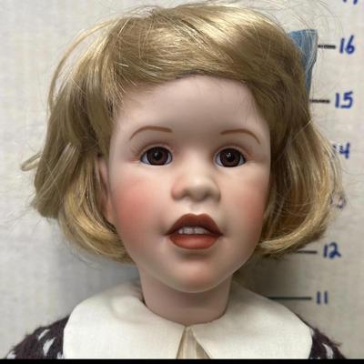 Sale Photo Thumbnail #918: 16 inch. Includes box, certificate, booklet, stand, authentic Norwegian costume.