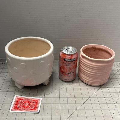 Sale Photo Thumbnail #1046: Includes 2 pots, 2 bowls, assorted colors, textured designs.