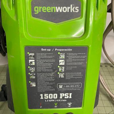 Sale Photo Thumbnail #50: Includes hose, wand, manual, 1.3 GPM output.