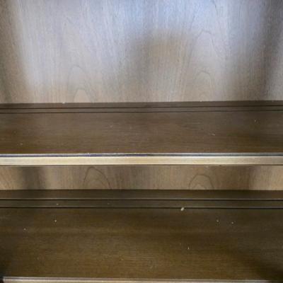 Beautiful MCM Mid-century Modern Drexel Eastrend hutch or China cabinet