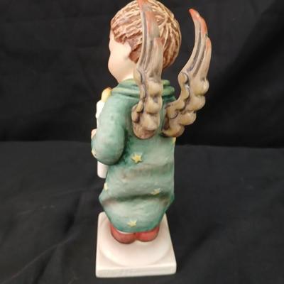 M.I. Hummel Heavenly Angel No Box 6" Figurine