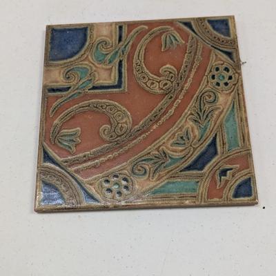 13 Pieces Of 8 x 8 Terra Cotta Tiles