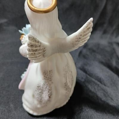 vintage Lefton July Birthday Angel figurine, holding blue flowers Lefton's 3332