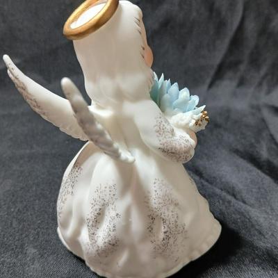 vintage Lefton July Birthday Angel figurine, holding blue flowers Lefton's 3332