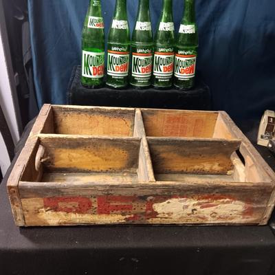 SECTIONED WOODEN PEPSI CRATE AND 5 GLASS MOUNTAIN DEW BOTTLES
