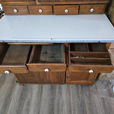 1920'S antique oak Hoosier cabinet