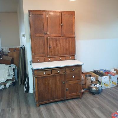 1920'S antique oak Hoosier cabinet