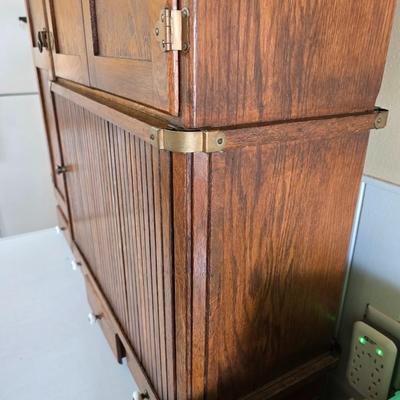 1920'S antique oak Hoosier cabinet