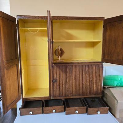 1920'S antique oak Hoosier cabinet