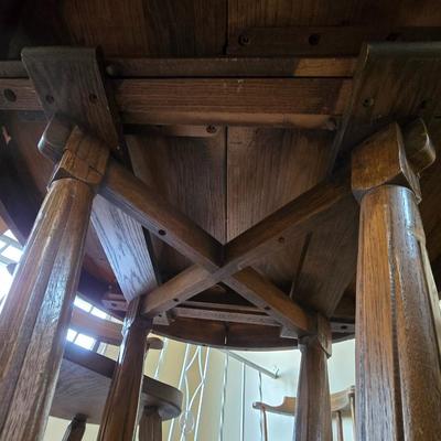 Vintage A. Brandt Ranch Oak Dining room table with 6 chairs and two leaves
