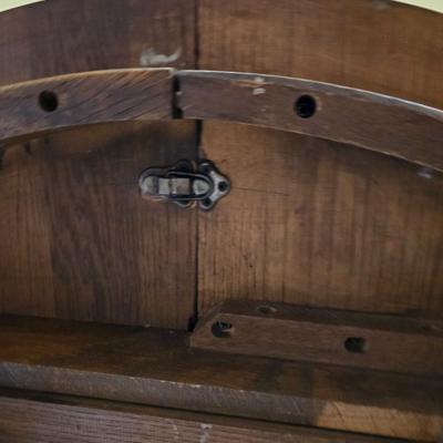 Vintage A. Brandt Ranch Oak Dining room table with 6 chairs and two leaves