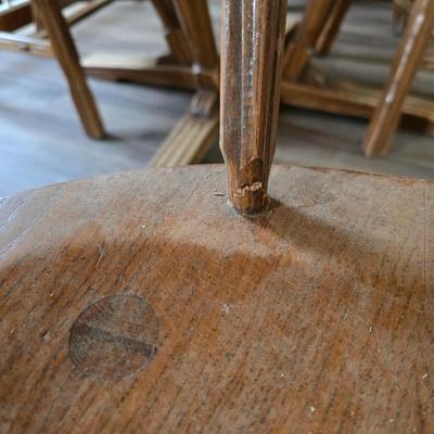 Vintage A. Brandt Ranch Oak Dining room table with 6 chairs and two leaves