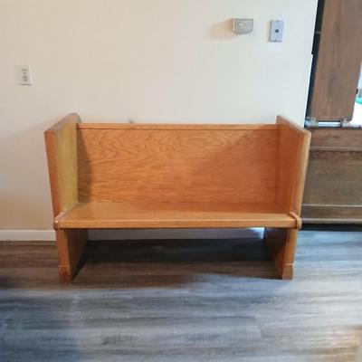 Small - solid oak church pew that can be repurposed as an entryway or dining bench.