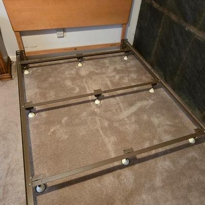 Heywood-Wakefield Full sized bed - Headboard - frame Mattress & Boxsprings