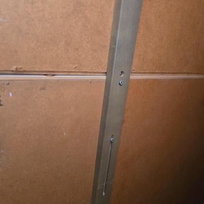 Beautiful vintage Heywood-Wakefield mid-century modern nine-drawer dresser and mirror