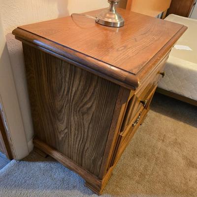 Broyhill River Oak two-drawer nightstand with lamp