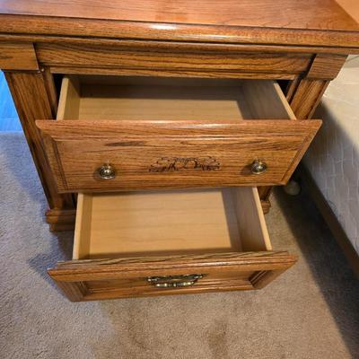 Broyhill River Oak two-drawer nightstand with lamp