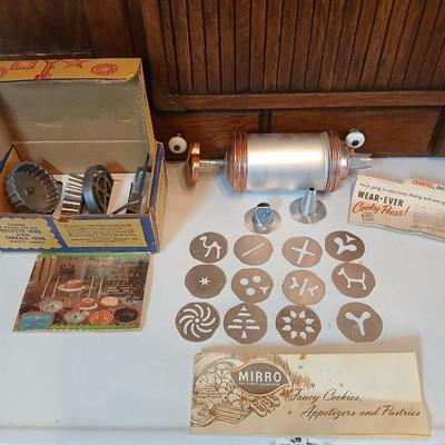 Vintage Nordic Ware Double Rosette and Timbale Iron set and a Vintage Mirro cookie press and decorator set