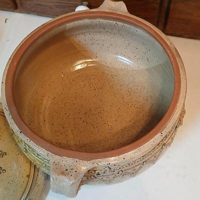 Vintage FEY Studio Art Pottery lidded casserole dish - Out of Platteville, Colorado comes with a Soups, stews, and casseroles book
