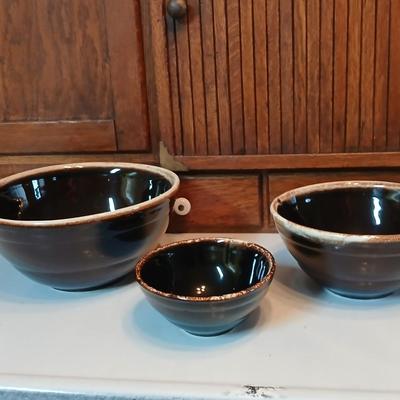 Set of three vintage- Nesting glazed brown stoneware drip edge bowls