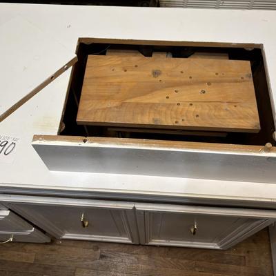 Sewing Machine Cabinet