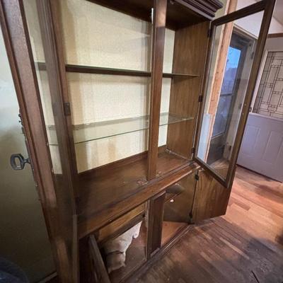 Traditional China Cabinet