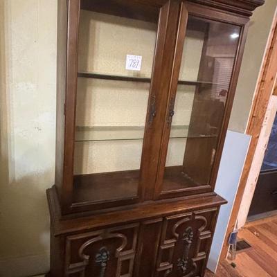 Traditional China Cabinet