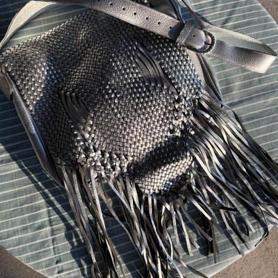 Sale Photo Thumbnail #16: Light Fixtures, Home Decor, Furniture, Purses, Ornaments & more! Pricing is decided by the Auctioneer during the Auction on FB Live @ 7pm - 11/15/25